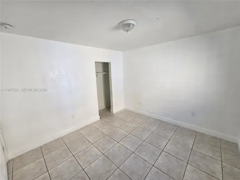 535 NW 7th Street Miami FL 33136