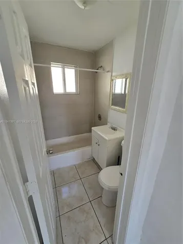 535 NW 7th Street Miami FL 33136