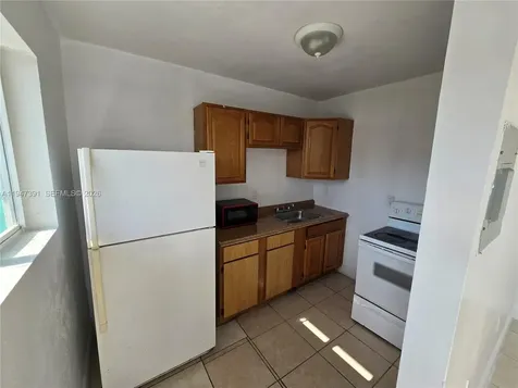 535 NW 7th Street Miami FL 33136