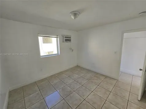 535 NW 7th Street Miami FL 33136