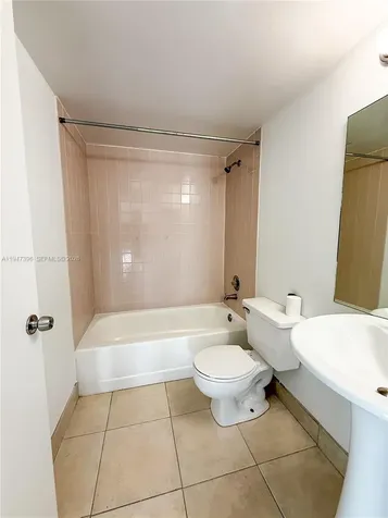 8260 SW 210th Street Cutler Bay FL 33189