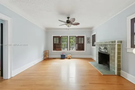 2533 SW 5th Street Miami FL 33135
