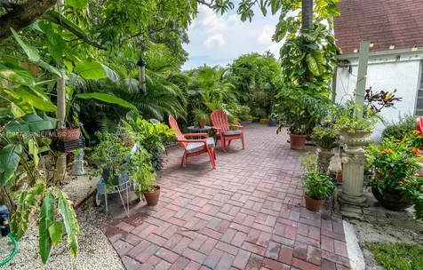 2533 SW 5th Street Miami FL 33135