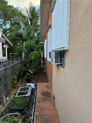 790 NW 76th Street Miami FL 33150
