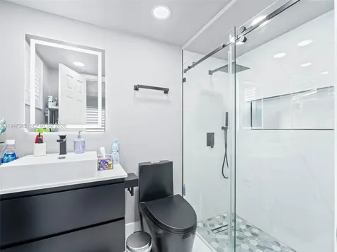 2050 NW 83rd Avenue Sunrise FL 33322