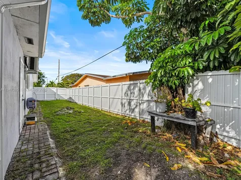 2050 NW 83rd Avenue Sunrise FL 33322