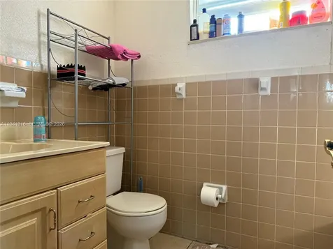 2001-2007 NW 21st Avenue Fort Lauderdale FL 33311