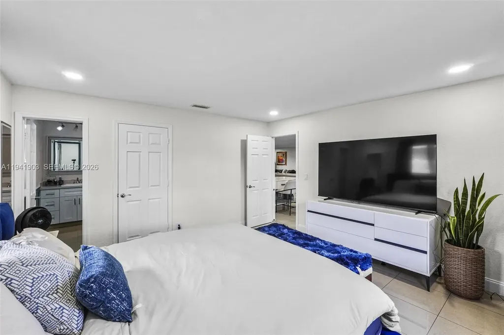 3701 NW 114th Avenue Coral Springs FL 33065