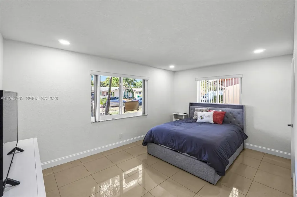 3701 NW 114th Avenue Coral Springs FL 33065