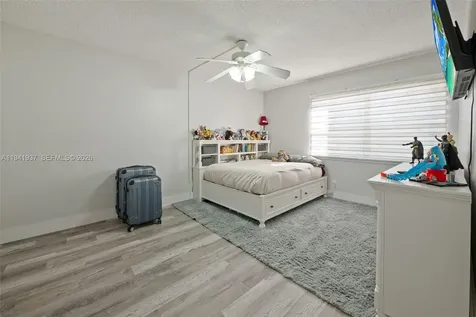 301 Racquet Club Road Weston FL 33326
