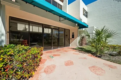 301 Racquet Club Road Weston FL 33326