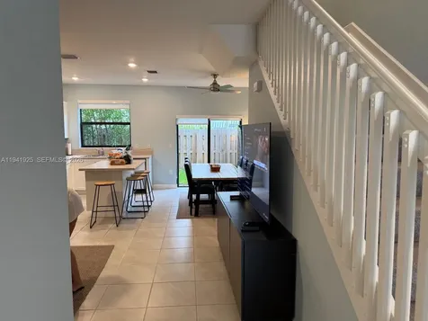 887 NE 211th Street Miami FL 33179