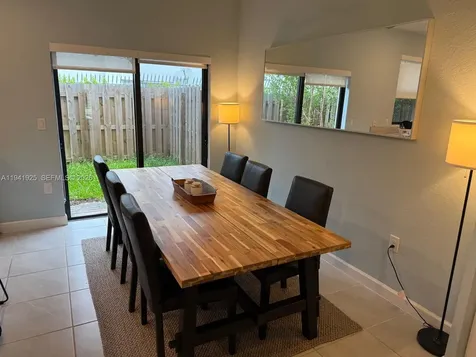 887 NE 211th Street Miami FL 33179