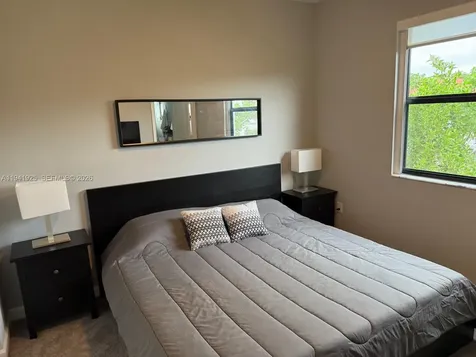 887 NE 211th Street Miami FL 33179