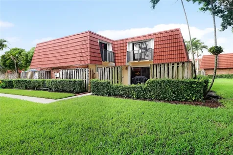 9977 NW 6th Court Plantation FL 33324