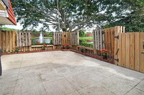 9977 NW 6th Court Plantation FL 33324