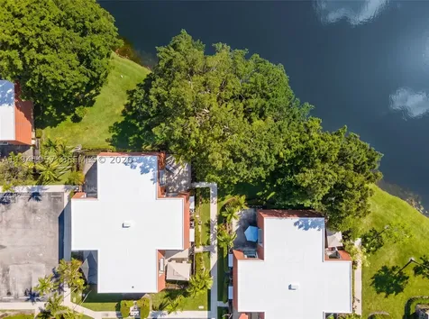 9977 NW 6th Court Plantation FL 33324