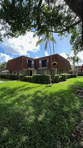 9977 NW 6th Court Plantation FL 33324