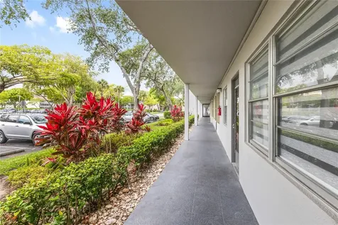 251 SW 132 Way Pembroke Pines FL 33027