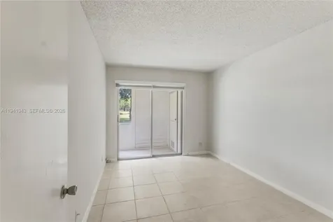 251 SW 132 Way Pembroke Pines FL 33027