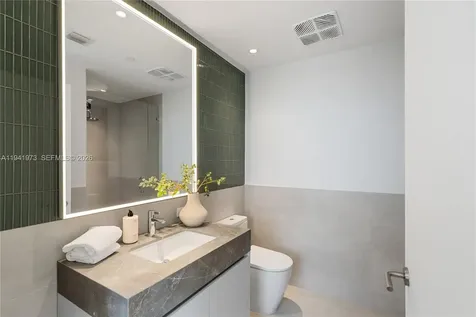 500 Alton Road Miami Beach FL 33139