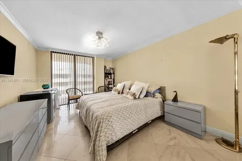 8877 Collins Avenue Surfside FL 33154