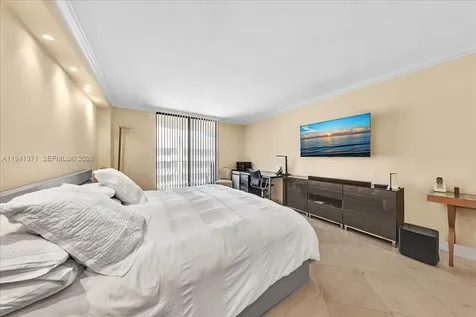 8877 Collins Avenue Surfside FL 33154