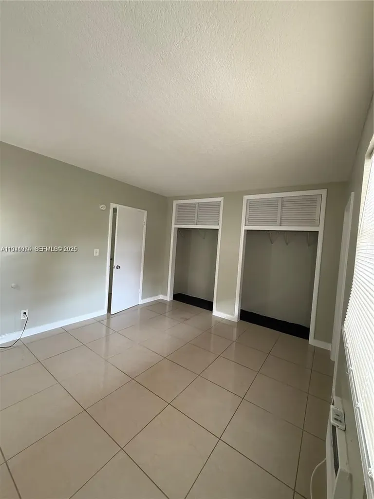 2915 Plunkett Street Hollywood FL 33020