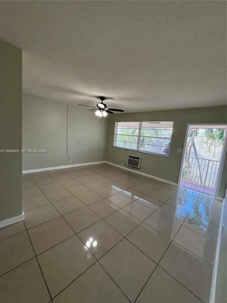 2915 Plunkett Street Hollywood FL 33020