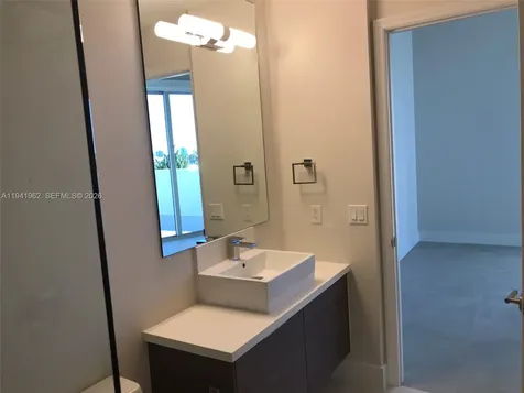 1010 SW 2nd Avenue Miami FL 33130
