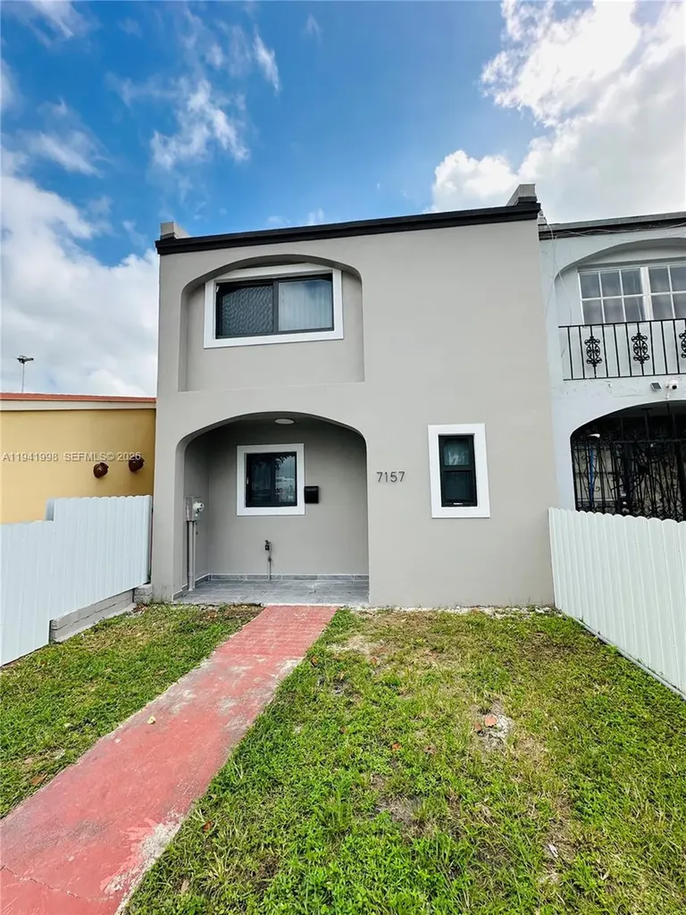 7157 W 19th Court Hialeah FL 33014