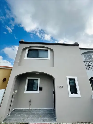 7157 W 19th Court Hialeah FL 33014