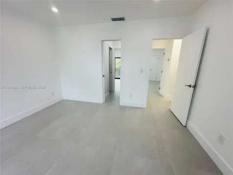 7157 W 19th Court Hialeah FL 33014