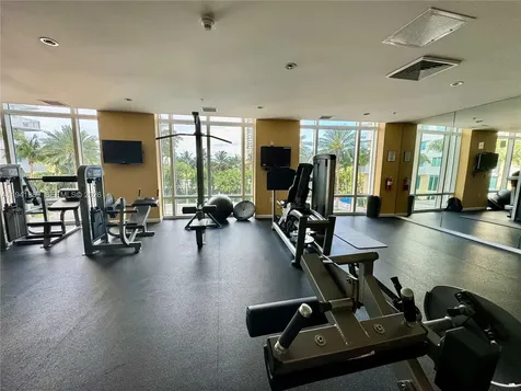 1755 E Hallandale Beach Boulevard Hallandale Beach FL 33009