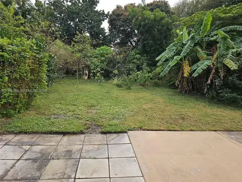 1100 NE 115 Biscayne Park FL 33161