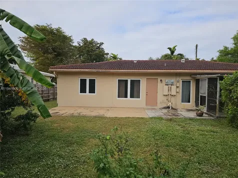 1100 NE 115 Biscayne Park FL 33161