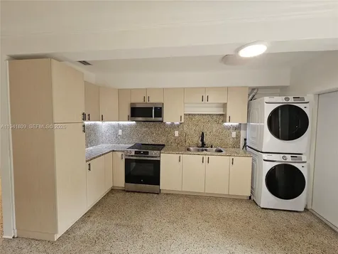 1100 NE 115 Biscayne Park FL 33161