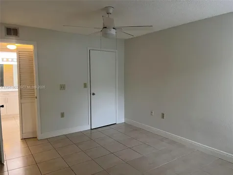 643 Vista Isles Drive Sunrise FL 33325