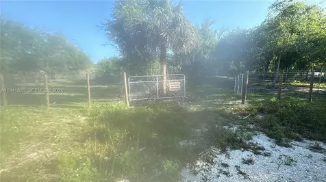 19773 NW 272 Okeechobee FL 34972