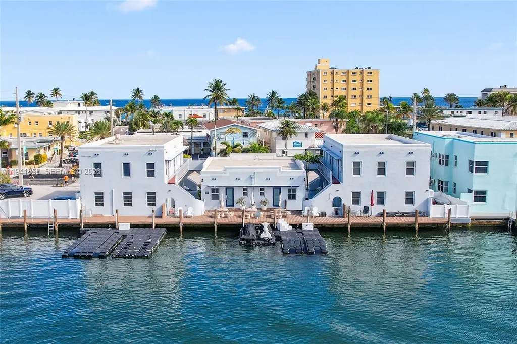 1908 N Ocean Drive Hollywood FL 33019