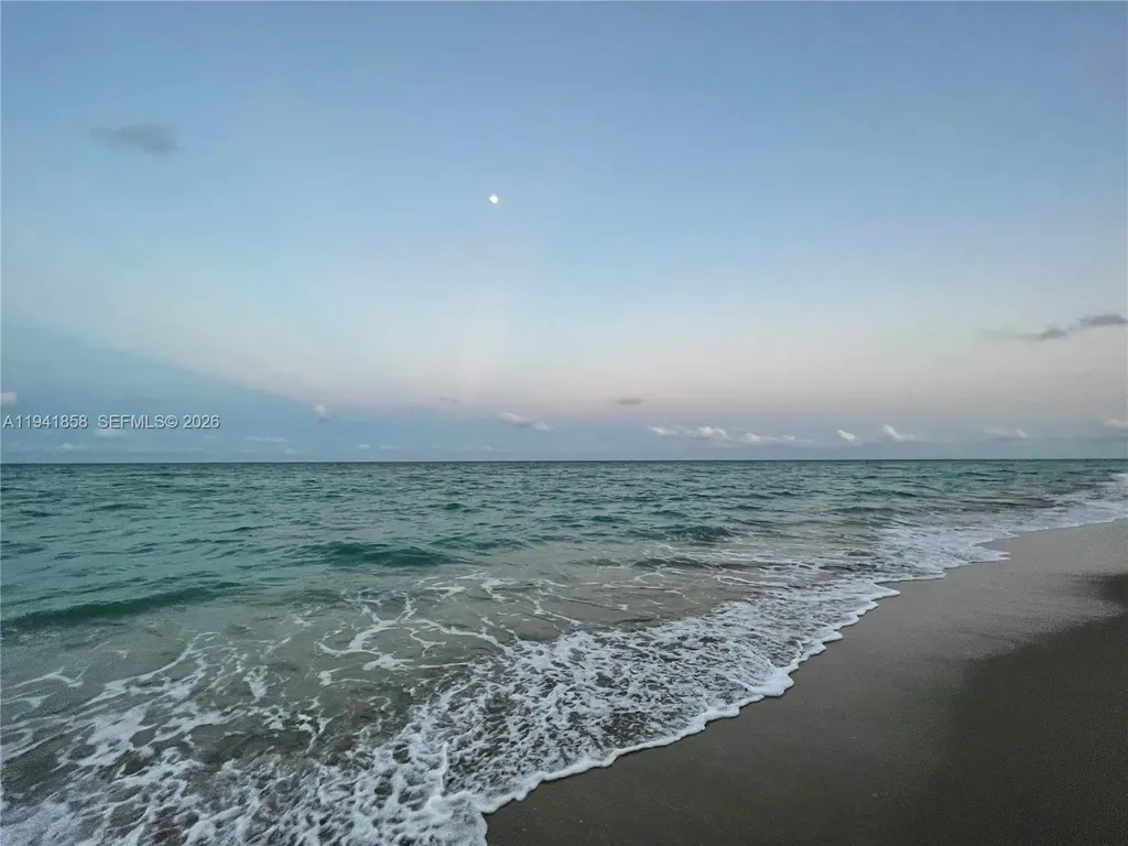 1908 N Ocean Drive Hollywood FL 33019
