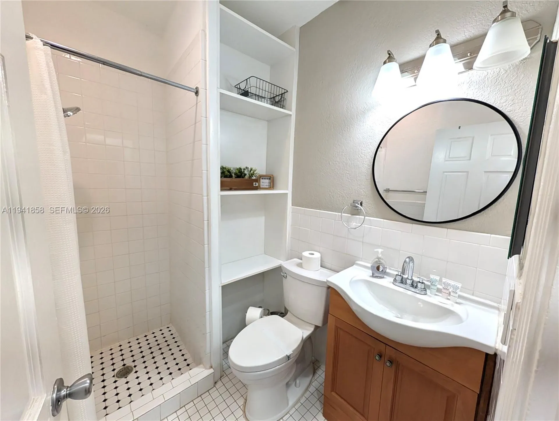 1908 N Ocean Drive Hollywood FL 33019