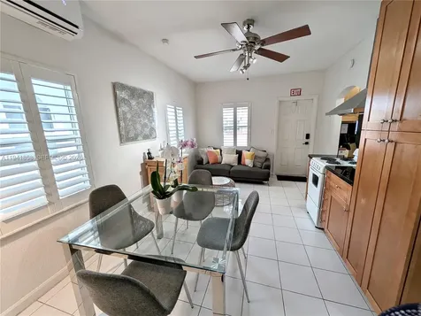 1908 N Ocean Drive Hollywood FL 33019