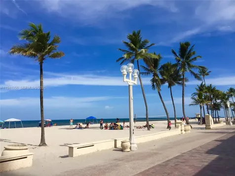 1908 N Ocean Drive Hollywood FL 33019