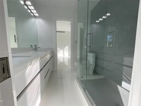 3376 Perry Frow Drive Miami FL 33133