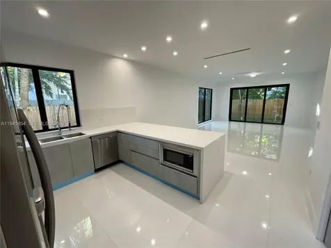 3376 Perry Frow Drive Miami FL 33133