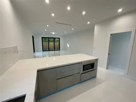 3376 Perry Frow Drive Miami FL 33133