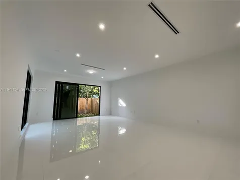 3376 Perry Frow Drive Miami FL 33133