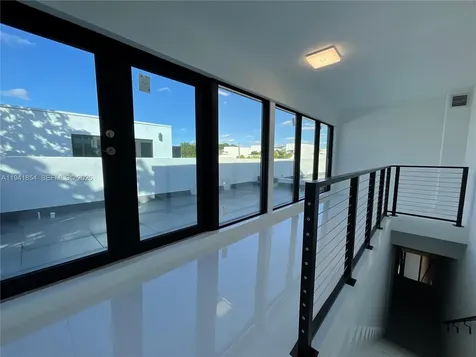 3376 Perry Frow Drive Miami FL 33133