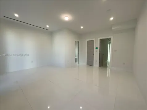 3376 Perry Frow Drive Miami FL 33133